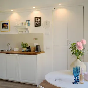 https://incantevole-appartamento-navigli-ripa-apartments-vigevano.it-lombardy.com