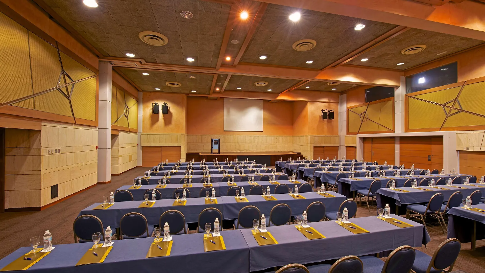 אתר נופש פונטה קאנה Barcelo Bavaro Beach (Adults Only)